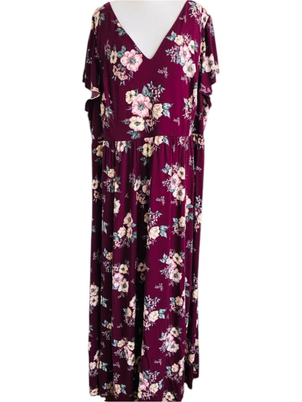 Torrid Floral V-Neck Maxi Plus Size 4 Dress Burgundy Cottagecore Feminine 4X 26
